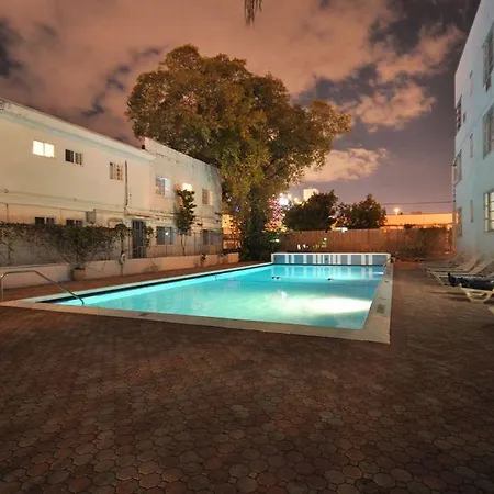 Tropics Hotel-2
